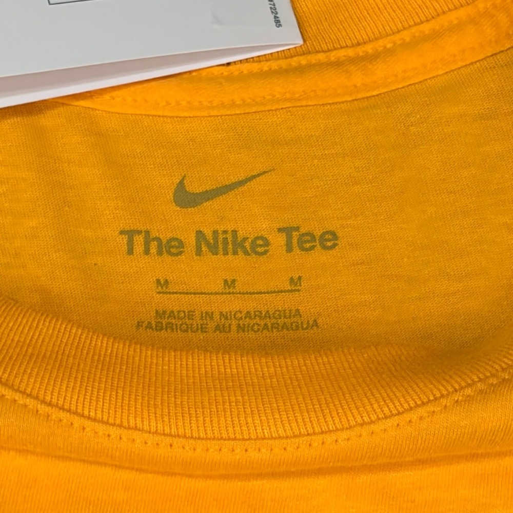 Nike Milwaukee Brewers MLB T-Shirt Mens Medium Yellow Gold Graphic Tee New - Picture 3 of 7